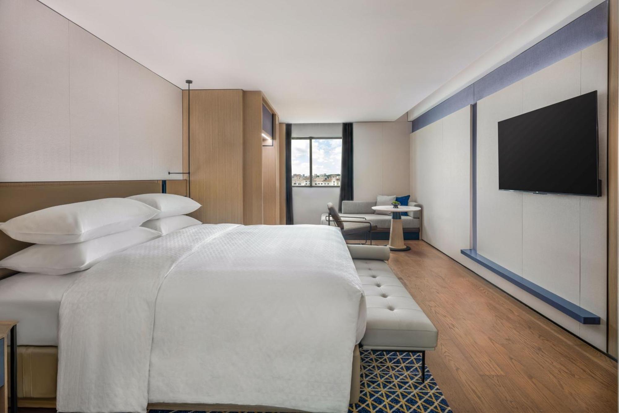 Four Points By Sheraton Yangjiang City Center Exterior photo