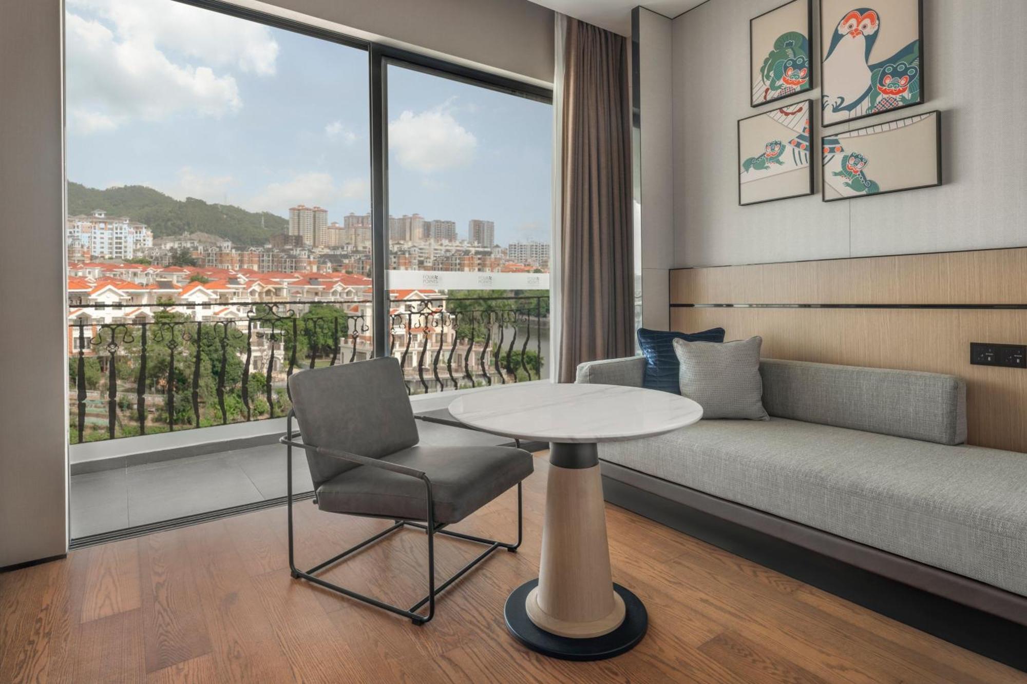 Four Points By Sheraton Yangjiang City Center Exterior photo