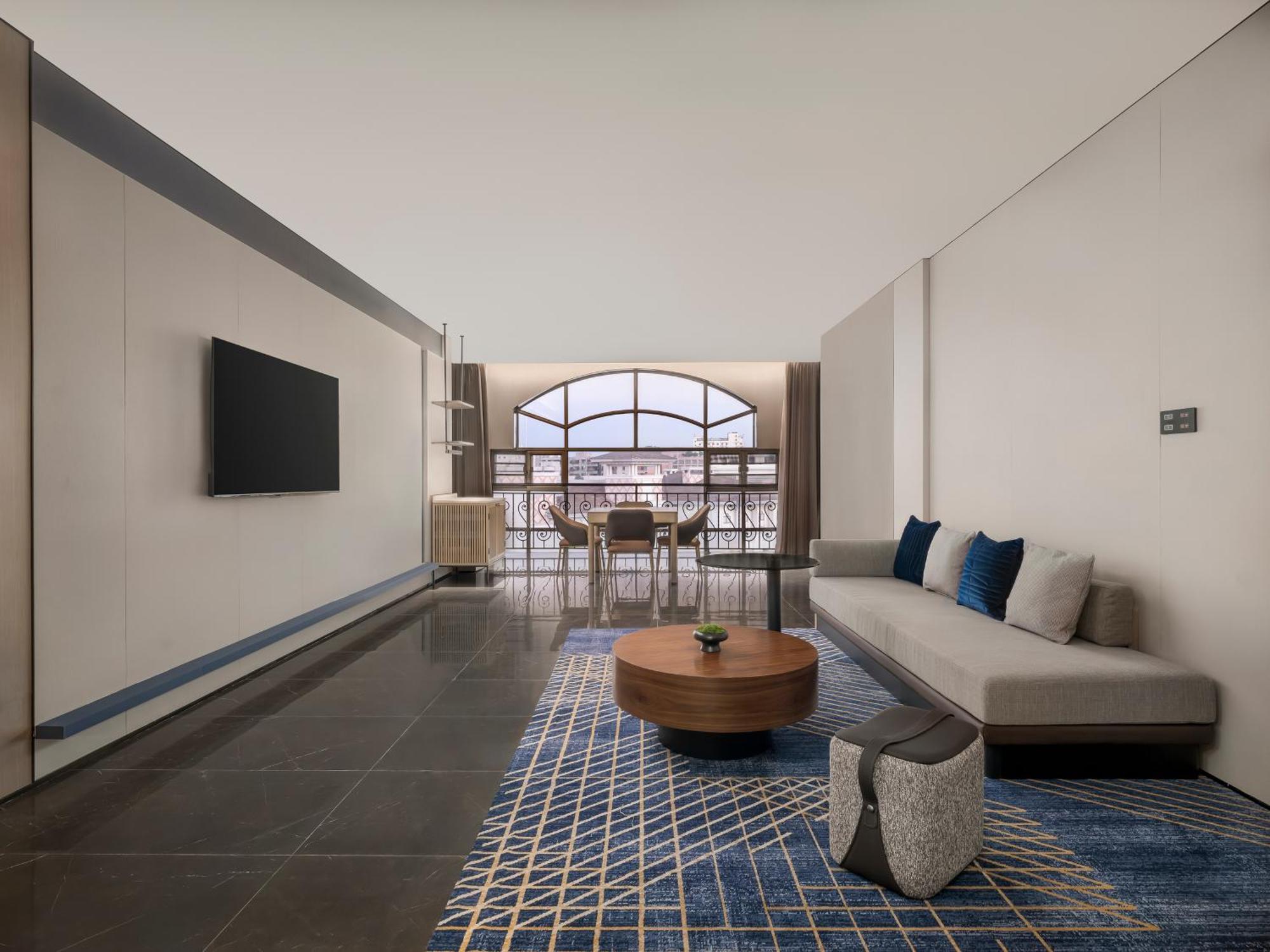 Four Points By Sheraton Yangjiang City Center Exterior photo