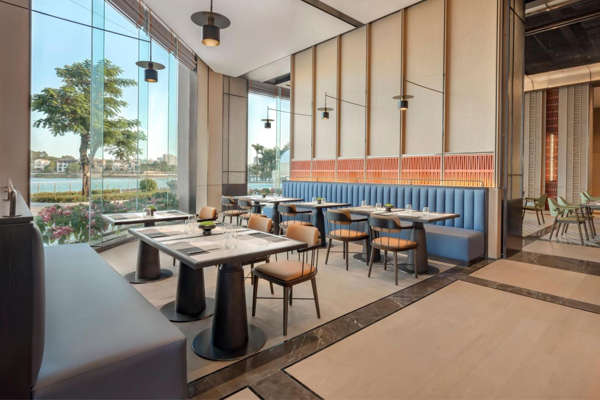 Four Points By Sheraton Yangjiang City Center Exterior photo