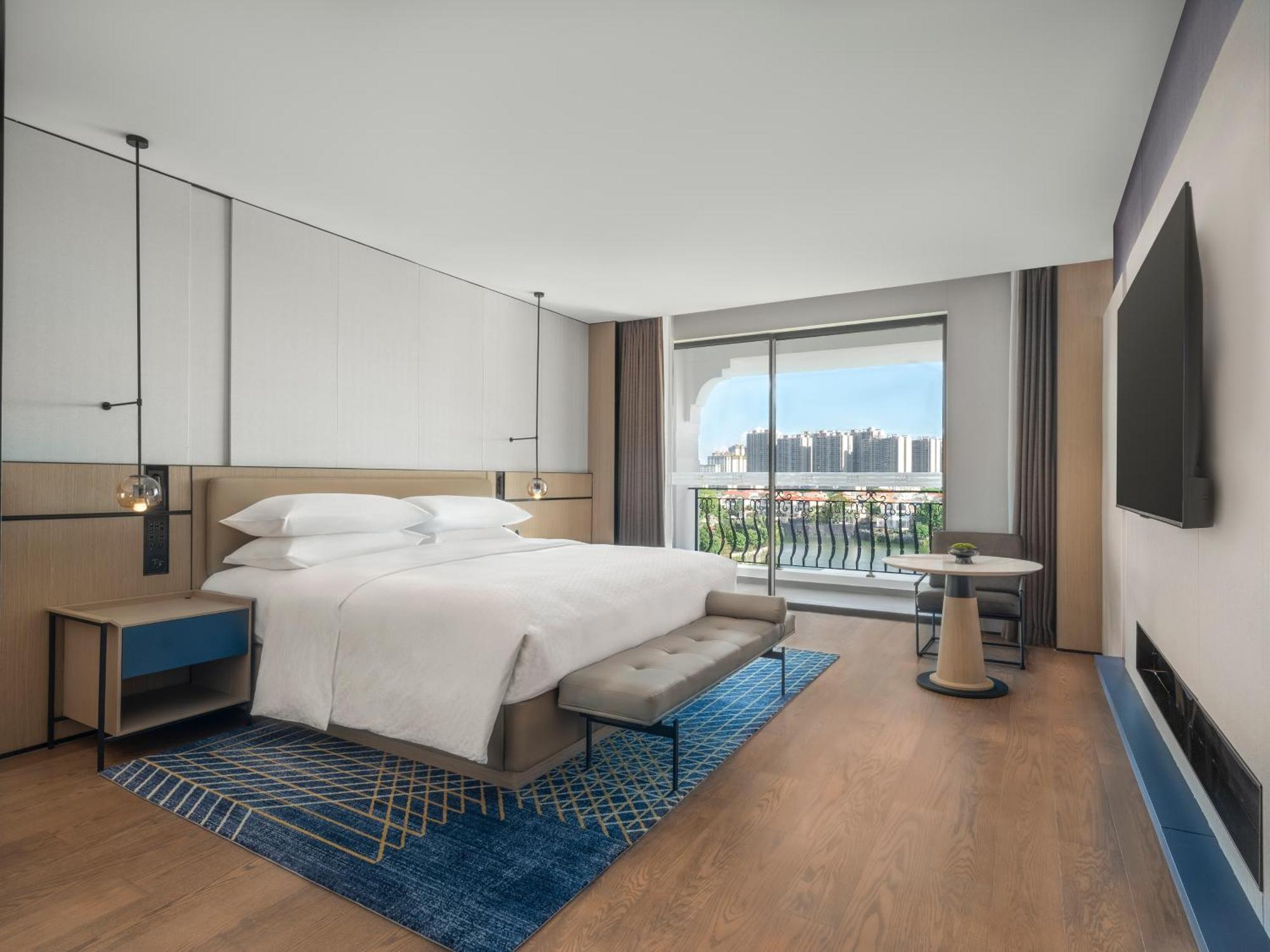 Four Points By Sheraton Yangjiang City Center Exterior photo
