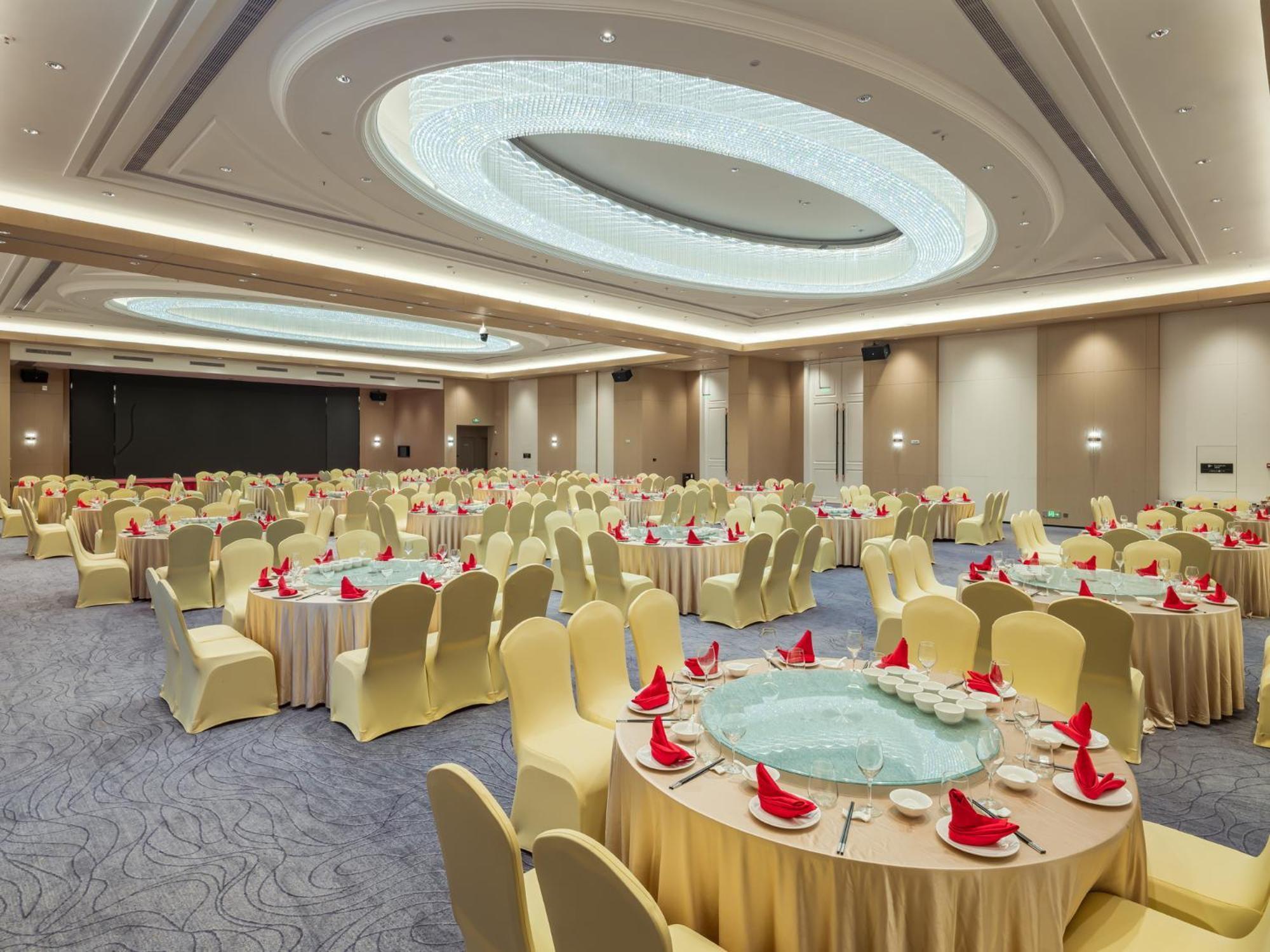 Four Points By Sheraton Yangjiang City Center Exterior photo