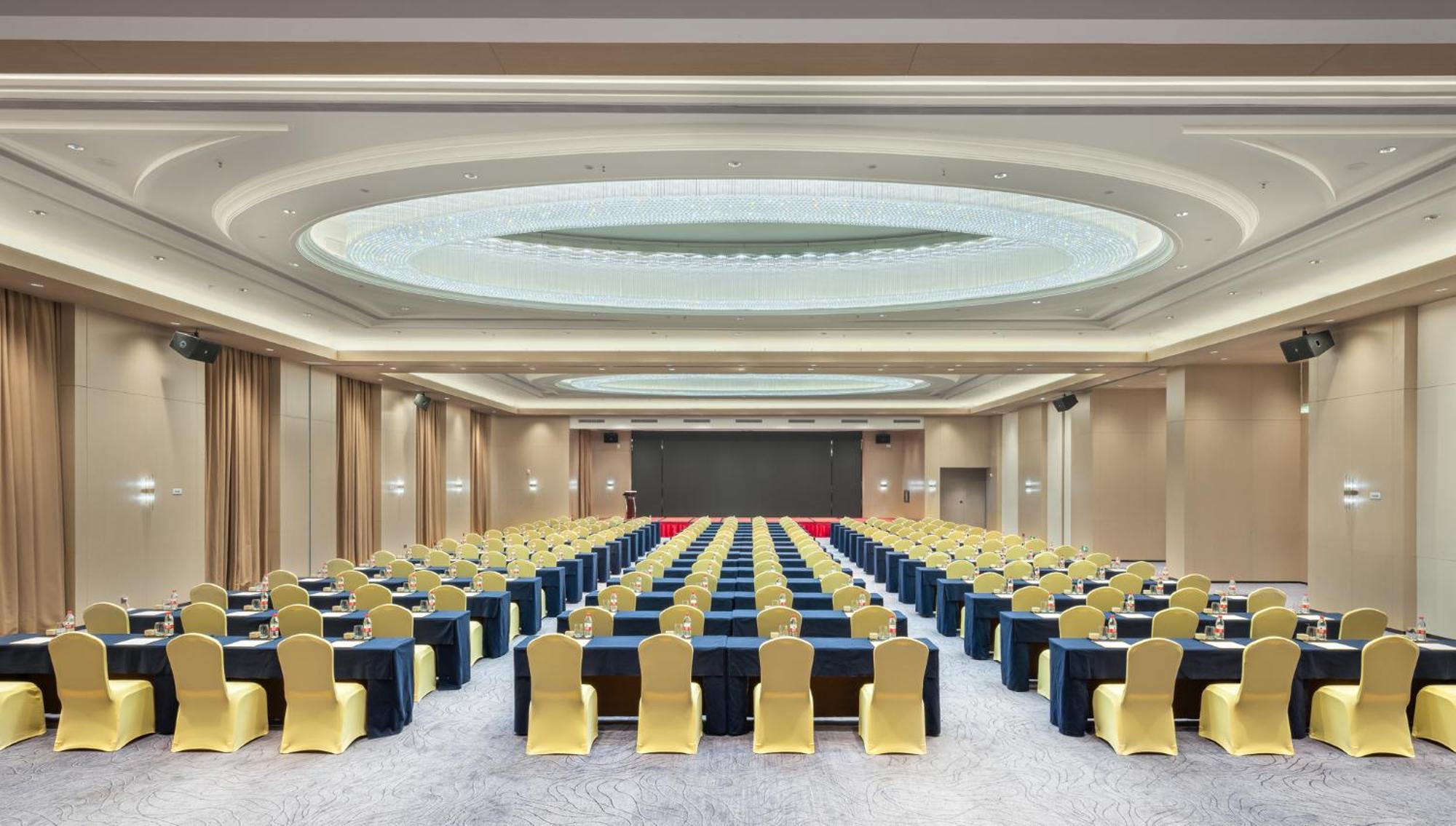 Four Points By Sheraton Yangjiang City Center Exterior photo