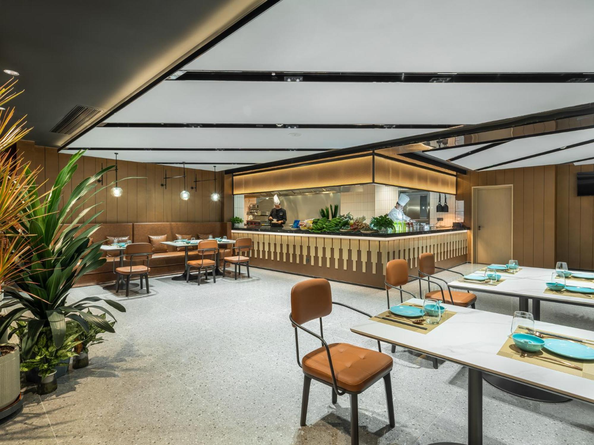 Four Points By Sheraton Yangjiang City Center Exterior photo