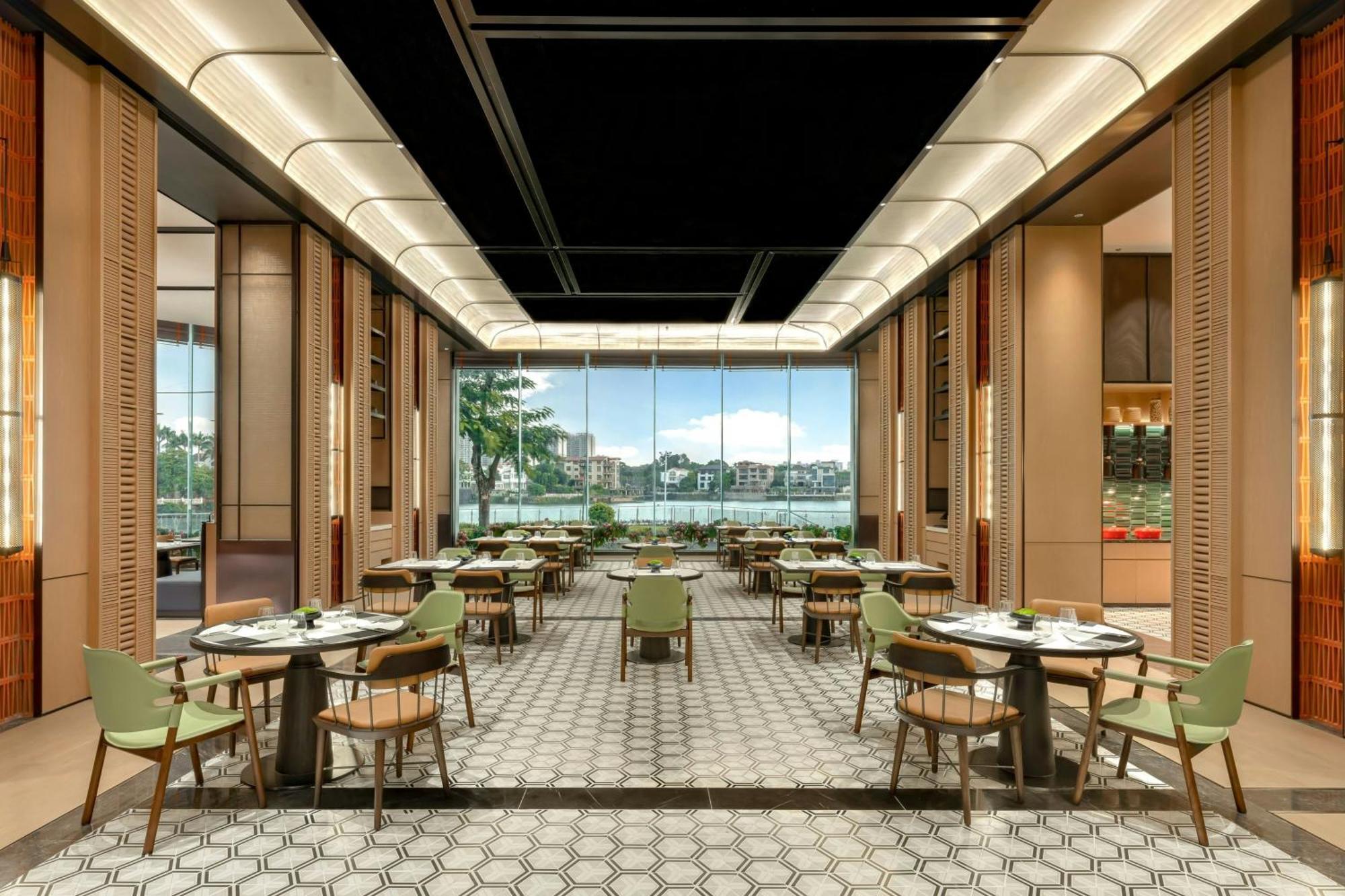 Four Points By Sheraton Yangjiang City Center Exterior photo